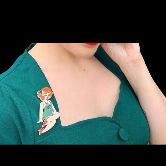 New “Ginger Snap Holiday “Brooch by Lipstick & Chrome - Picture 3 of 5